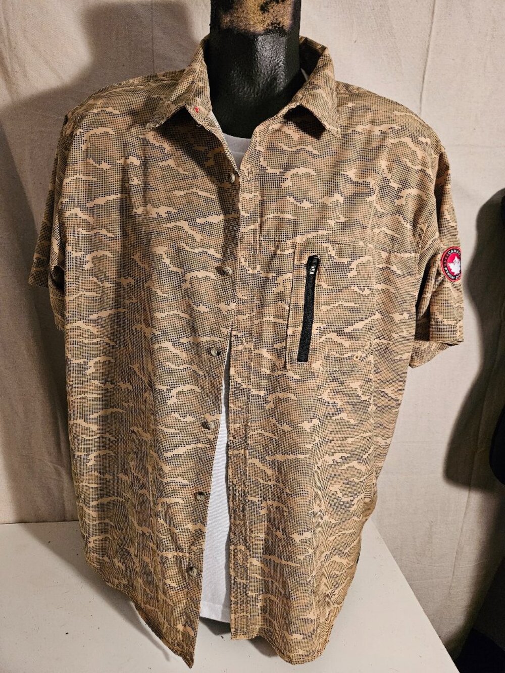 Super Cool Canada Weather Gear Camouflage Mens Shirt XXL Mint Moisture Resistant